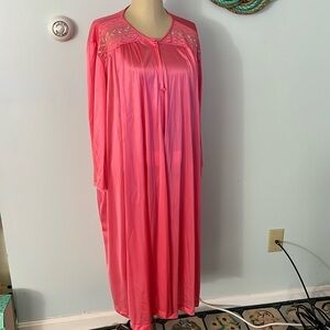 Vintage Vanity Fair Robe Duster Button Front Nylon USA Embroidery